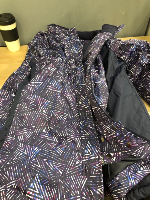 Photo 2 of Dawn Womens Printed Ski Jacket - Navy
SIZE L-XL