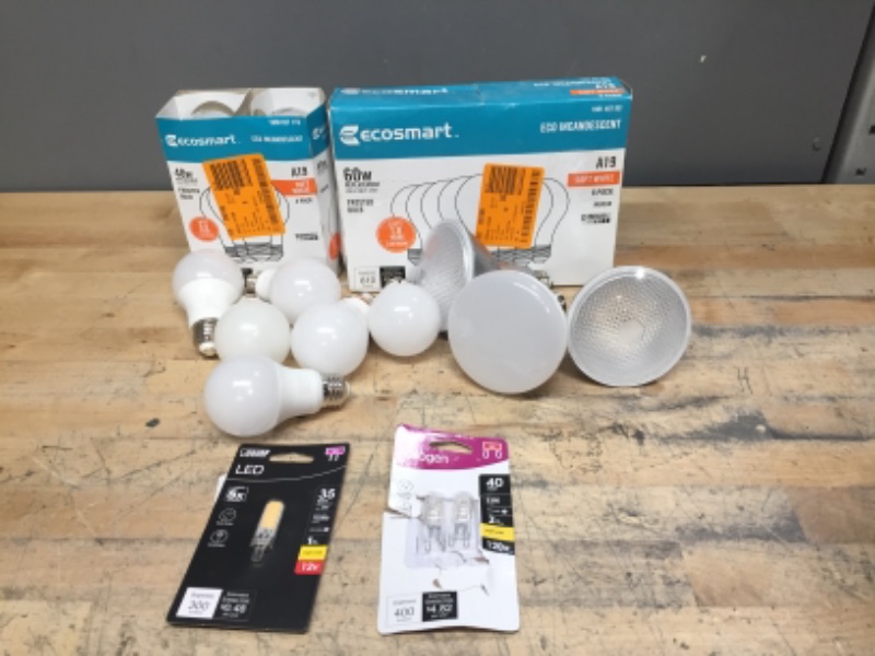 Photo 1 of **NON-REFUNDABLE** HOME DEPOT BUNDLE LIGHT BULBS