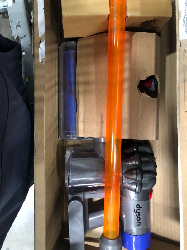 Photo 1 of Casdon 68702 SIOC Dyson Cord-Free to Clean Vaccum Toys
