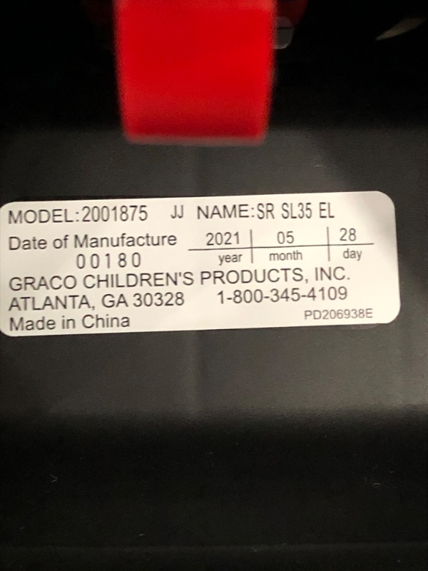 Photo 4 of Graco SnugRide SnugLock 35 Elite Infant Car Seat Oakley Gray
