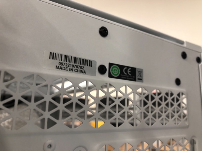 Photo 1 of USED: Corsair 5000D Airflow Tempered Glass Mid-Tower ATX Computer Case - White
