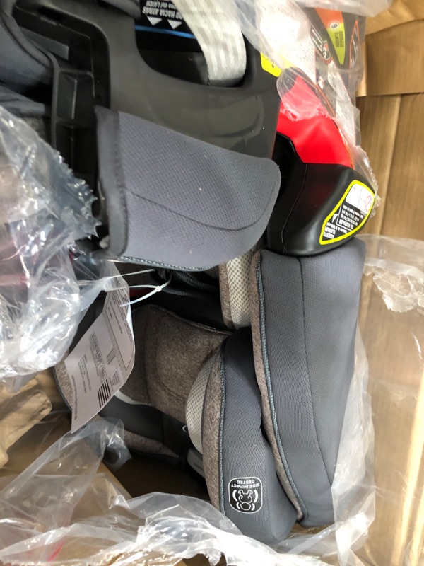 Photo 2 of Graco 4Ever DLX 4 in 1 Car Seat, Infant to Toddler Car Seat