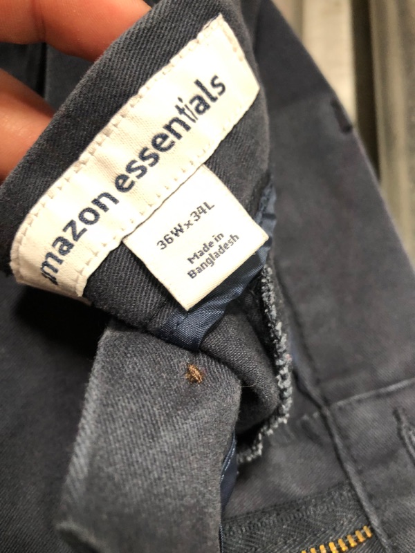 Photo 1 of Amazon Essentials Men's Classic-fit Wrinkle-Resistant Flat-Front Chino Pant - 36W x 34L
