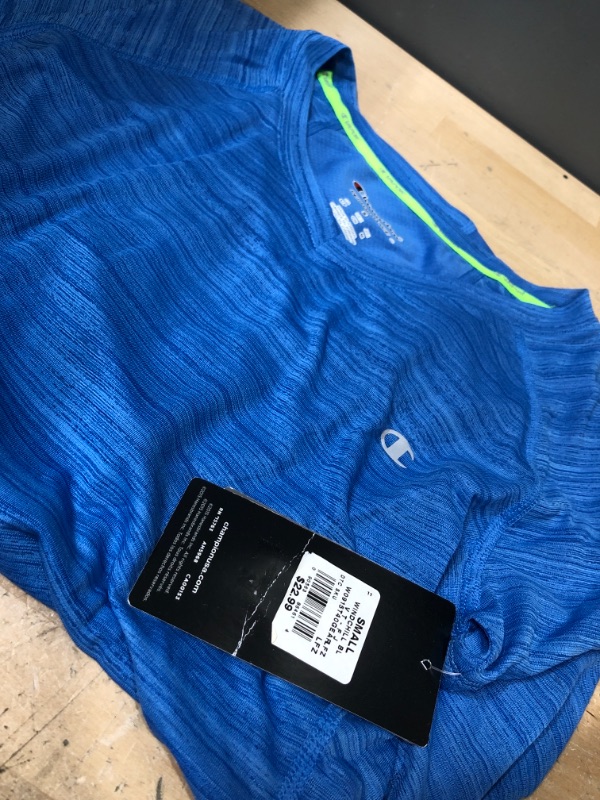 Photo 1 of CHAMPION PERFORMANCE WOMENS WORKOUT SHIT SIZE S/WINDCHILL BLUE 