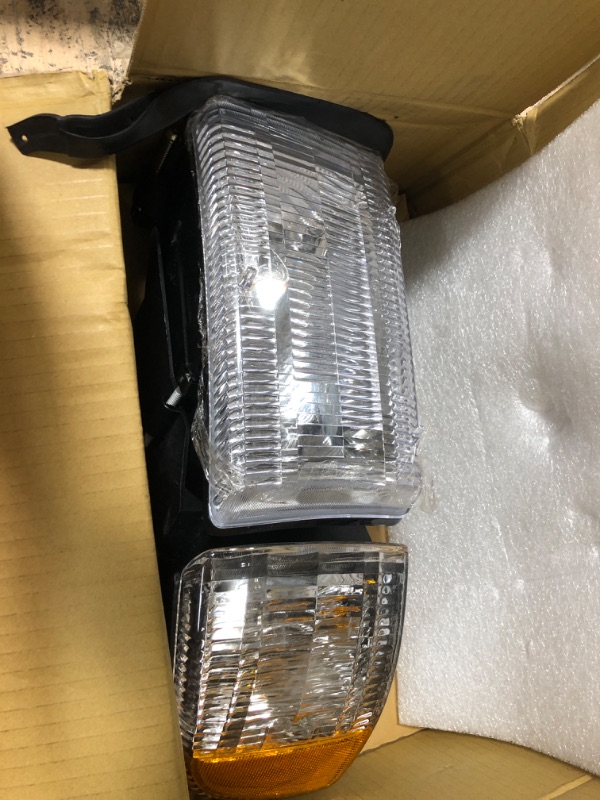 Photo 2 of Dorman 1590121 Headlight Assembly for Select Dodge Models, 2 Pack