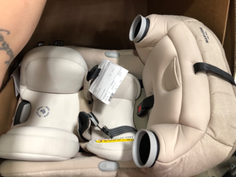 Photo 2 of Pria Max 3-in-1 Convertible Car Seat