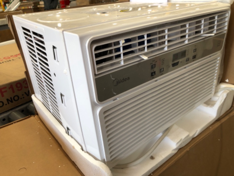 Photo 4 of **READ BELOW** Midea MAW08R1BWT 8,000 BTU Window AC W/Remote
