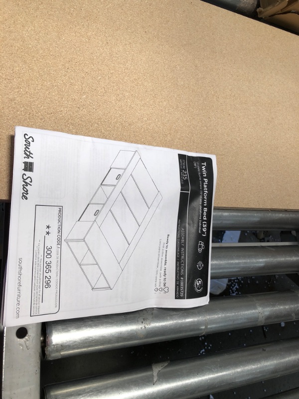 Photo 3 of **MISSING PARTS** South Shore Flexible Platform Bed with baskets, Pure White
