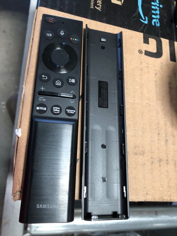 Photo 1 of Samsung Remote Control (BN59-01363A) for Select Samsung TVs - Black (Renewed)
