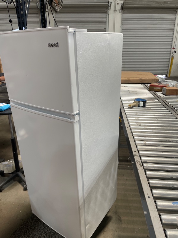 Photo 8 of Bevoi BVIREF7W 7.1CF Top Freezer Apartment Size Refrigerator in White
