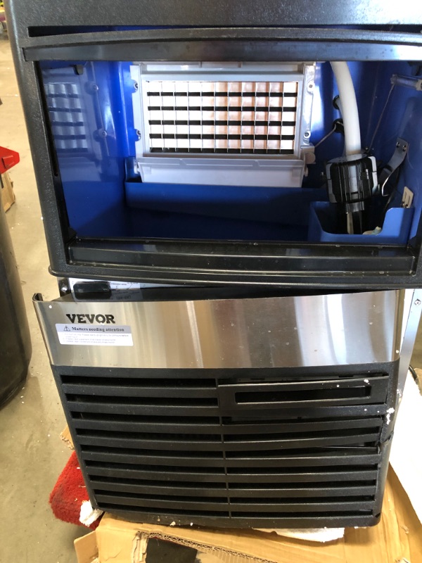 Photo 3 of VEVOR 110V Commercial Ice Maker 155LBS/24H with 39LBS Bin, Clear Cube, LED Panel, Stainless Steel **PARTS ONLY**