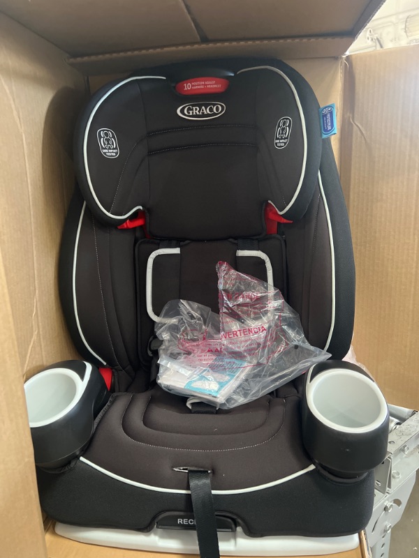 Photo 2 of Graco Atlas 65 2-in-1 Harness Booster Car Seat, Glacier