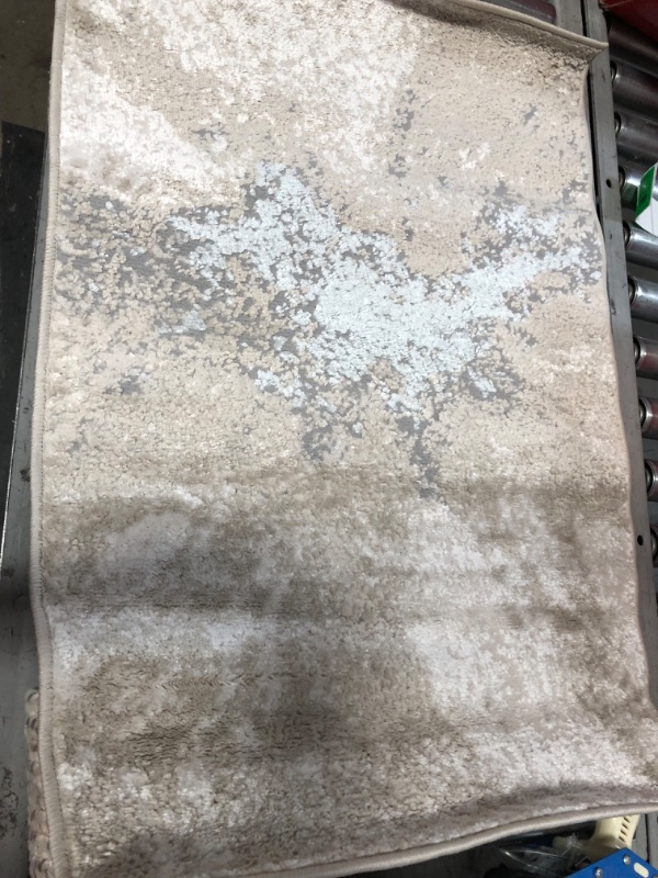 Photo 2 of 2'X3'
Beige Splatter Abstract Area Rug
