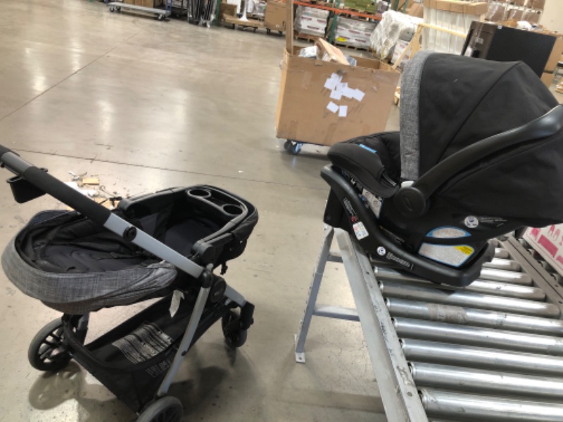Photo 2 of (DIRTY MATERIAL) 
Graco Modes Pramette Travel System
