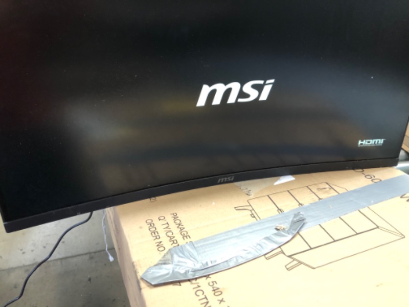 Photo 6 of (DAMAGED MONITOR) 
MSI Non-Glare Ultrawide 21: 9 Screen 8ms 3440 X 1440 100Hz Freesync 3K Resolution 34" Curved Gaming Monitor (Optix MAG341CQ)
