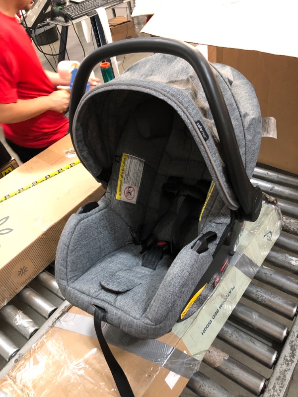 Photo 1 of STOCK PHOTO NOT SAME COLOR Evenflo Pivot Modular Travel System with SafeMax Car Seat
