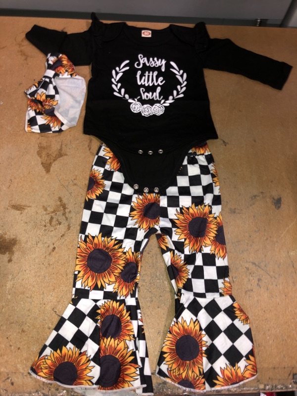 Photo 2 of Baby Girl Fall Winter Outfit Set Long Sleeve Romper Sunflower Bell-Bottom Pants Headband 3PCS Infant Girl Clothes Set, (Size 6-12 Months Old Baby)