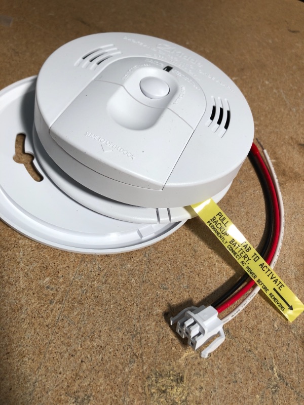 Photo 2 of 10-Year Worry Free Smoke & Carbon Monoxide Detector, Hardwired with 10 Year Battery Backup & Voice Alarm
