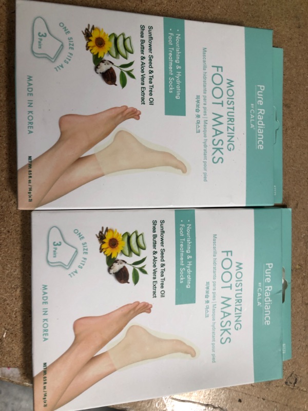 Photo 2 of 2 PACKS**NOT REFUNDABLE**MOISTURIZING FOOT MASKS (3 PAIRS / PK)
