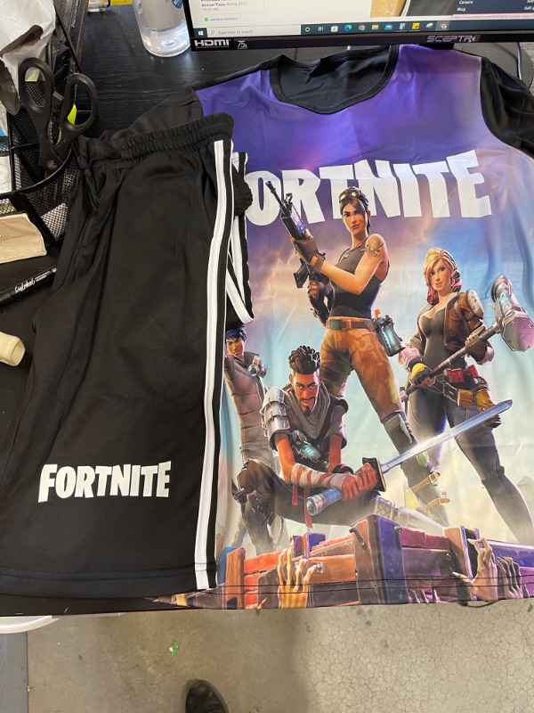 Photo 1 of Epic Games Fortnite T Shirt Youth Fashion Casual Short Sleeve Shirt WITH SHORT  3D Printed T Shirts LARGE