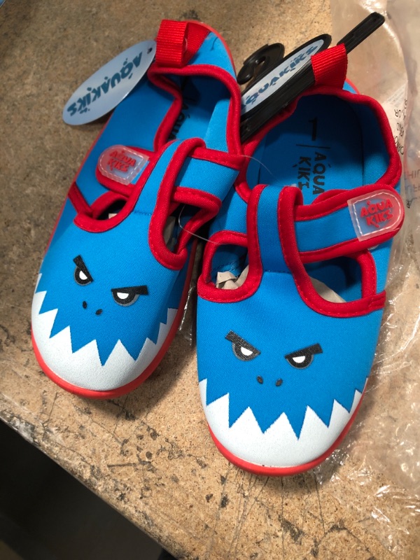 Photo 1 of aquakiks waters shoes for kids blue and red size 1