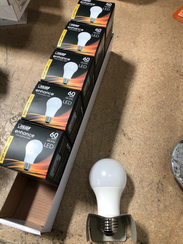 Photo 2 of 60-Watt Equivalent A19 Dimmable CEC Title 20 Compliant LED ENERGY STAR 90+ CRI Light Bulb, Bright White pack of 6
