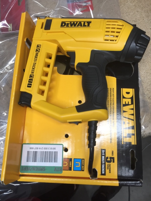 Photo 3 of DeWalt 5-in-1 Multi-Tacker and Brad Nailer