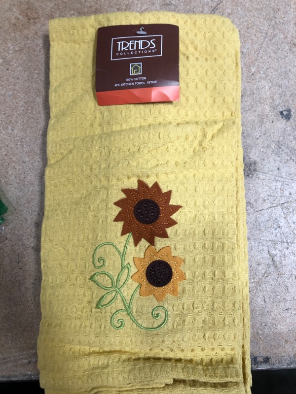 Photo 1 of 4 Pack Trends Collection Sunflower 16X28 Towel 