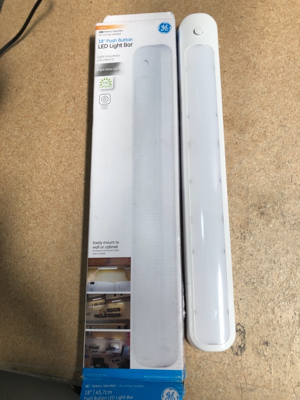 Photo 2 of GE Wireless Battery-Operated LED Light Bar, 18in, 41214
