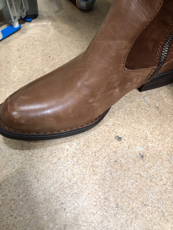 Photo 2 of Brn Women's Casual Boots Brown/Rust - Brown Cook Leather Boot - Women
SIZE 7.5