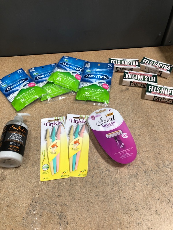 Photo 6 of ***NON-REFUDNABLE***
4 PACKS DENTEK FLOSS PICKS, 5 PACK OF SOLEIL RAZORS, 2 PACKS OF TINKLE EYEBROW RAZOR, 4 BARS OF FELS-NAPTHA LAUNDRY BAR SOAP 