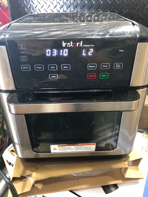 Photo 4 of Instant Vortex Pro 10 qt 9-in-1 Air Fryer Toaster Oven