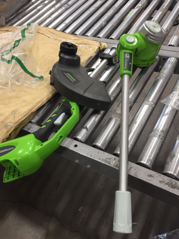 Photo 2 of Greenworks 40V 13" Cordless String Trimmer / Edger, 2.0Ah Battery and Charger Included
