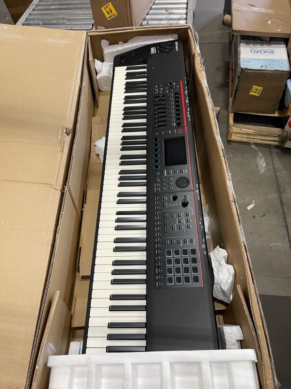 Photo 2 of Roland Synthesizer (FANTOM-08)
