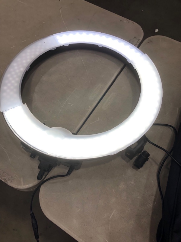 Photo 3 of Neewer Ring Light with Stand and Phone Holder Kit: 18-inch Outer 52W 5500K Dimmable LED Light Ring with White/Orange Filter for TikTok YouTube Video/Selfie/Makeup/Live Streaming (No Carry Bag)
