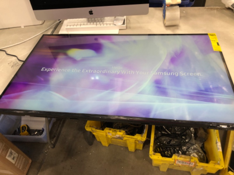 Photo 3 of 43” Class AU8000 Crystal UHD Smart TV (2021)