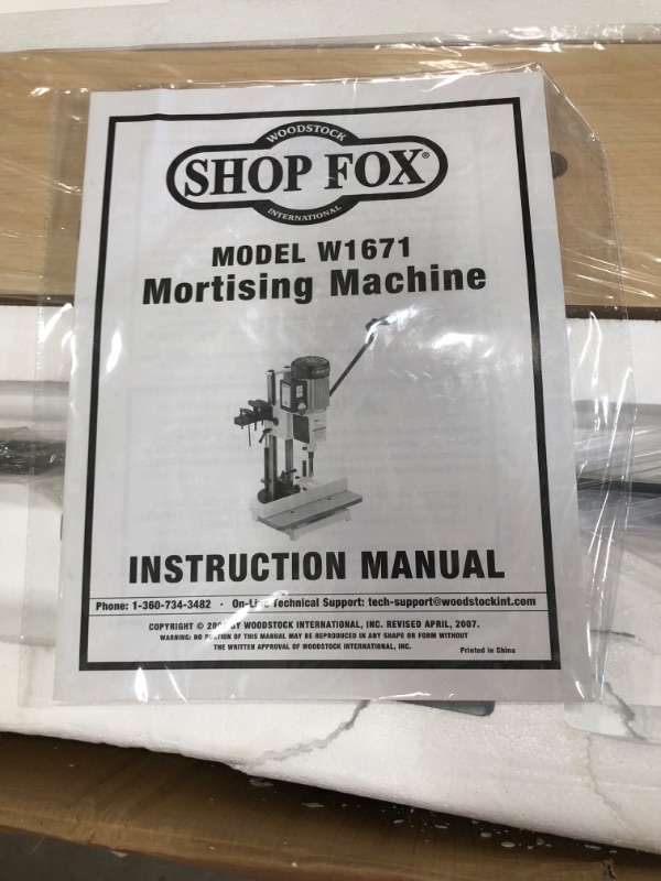 Photo 3 of **INCOMPLETE BOX 1 OF 2 ***Shop Fox W1671 3/4 HP Heavy-duty Mortising Machine
