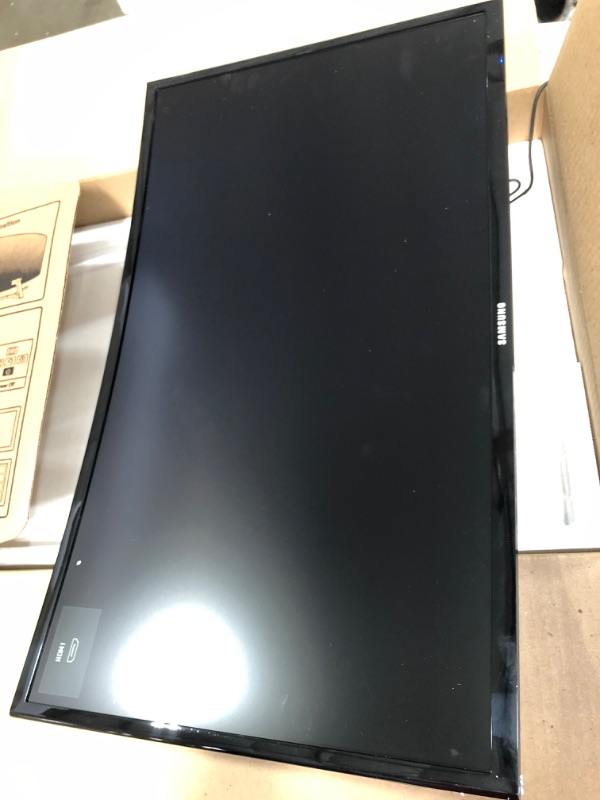 Photo 3 of SAMSUNG LC27F398FWNXZA SAMSUNG C27F398 27 Inch Curved LED Monitor