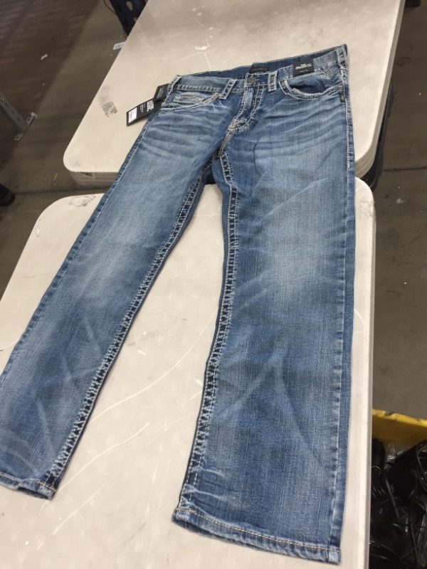 Photo 2 of  laid-back fit. Zac  Light Wash  (indigo) pants 32/30