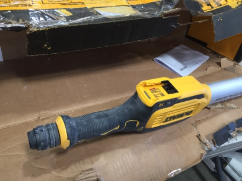 Photo 4 of "DeWALT DCE800B 20V MAX Cordless Durable Brushless Drywall Sander - Bare Tool"
