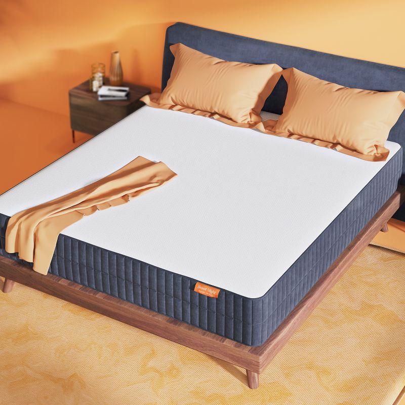 Photo 1 of (dirty/LUMPY)
Sweetnight Sunkiss 10 inch Gel Memory Foam Mattress Flippable, Full Mattress
