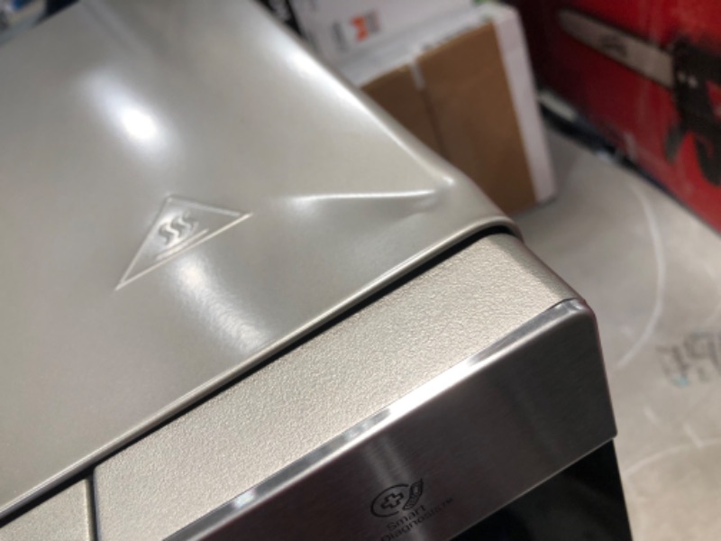 Photo 1 of (DENTED)
NeoChef 2 Cu. Ft. 1200W Countertop Microwave in Stainless Steel
