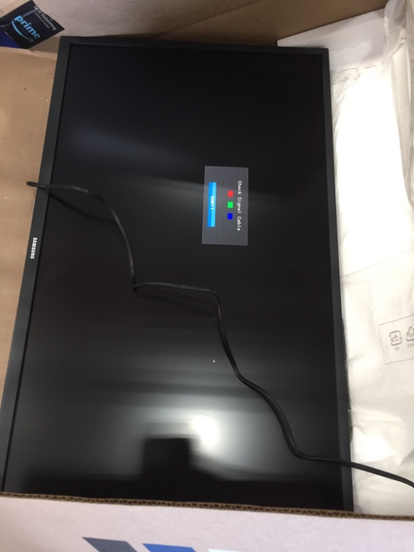 Photo 2 of SAMSUNG 32 inch UJ59 4k monitor (LU32J590UQNXZA) - UHD, 3840 x 2160p, 60hz, 4ms, Dual monitor, laptop monitor, monitor stand / riser / mount compliant, AMD FreeSync, Gaming, HDMI, DP, Black
