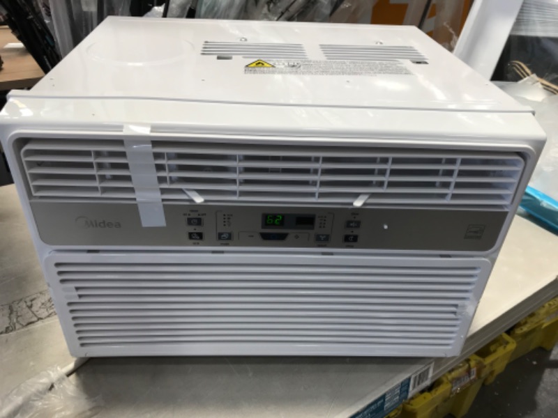 Photo 3 of (CRACKED CORNER; DAMAGED FRONT PLATE)
Midea 8,000 BTU EasyCool Window Air Conditioner