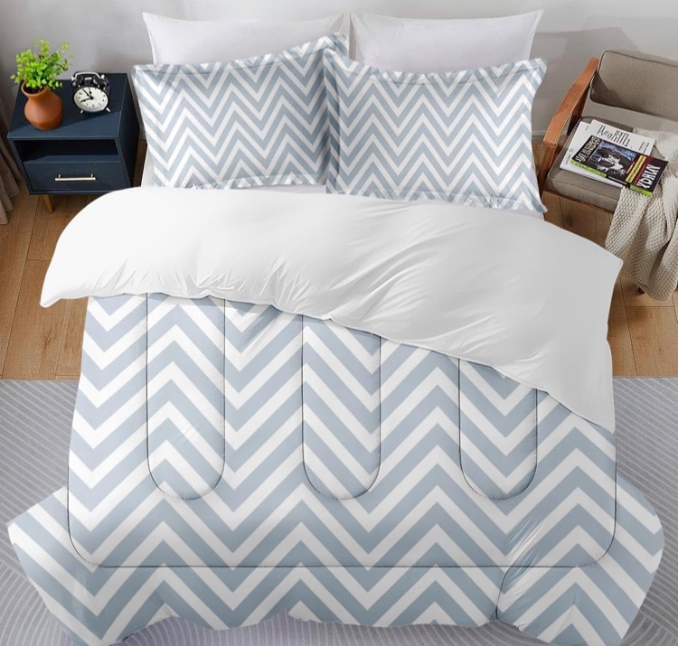 Photo 2 of 
** unknown size or model and I mile imge**Comforter Set Queen Size, Blue Geometric Vintage Retro, Bedroom Decor Pastel White Zig Zag Soft Bedding Set for Kids and Adults, Bed Set with Pillowcase