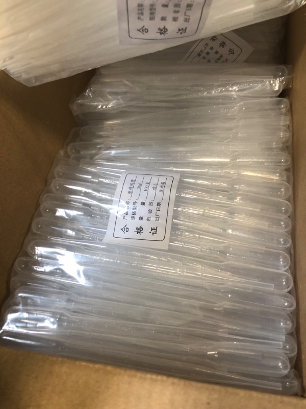 Photo 3 of 1000 Pcs Plastic Transfer Pipettes Disposable Graduated Pipettes for Scientific Experiment, Essential Oils, Make up Tool (3 ml)