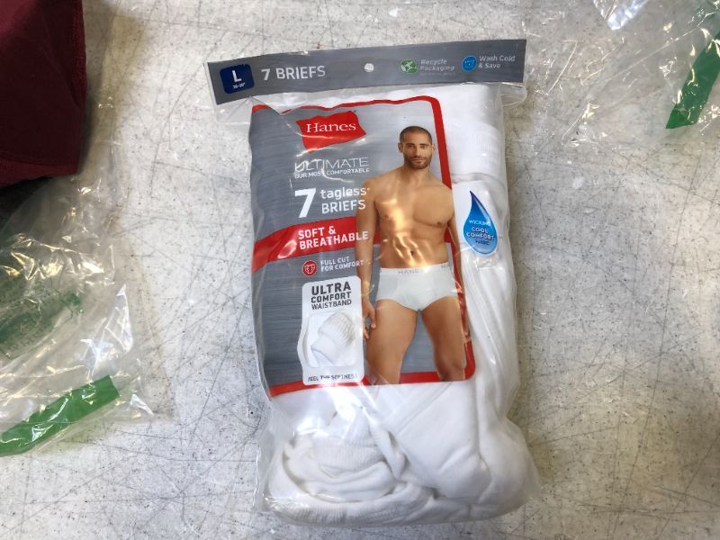 Photo 1 of Hanes Men's Tagless White Briefs 7 Pack (L)