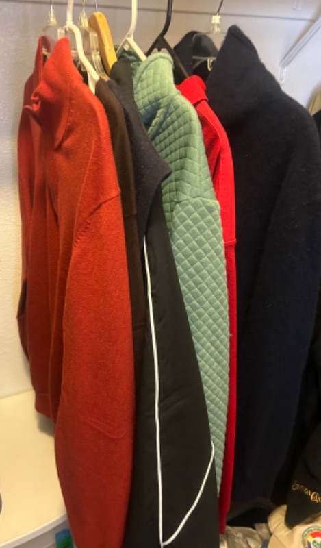 Photo 1 of MENS SWEATER ASSORTMENT L- XXL