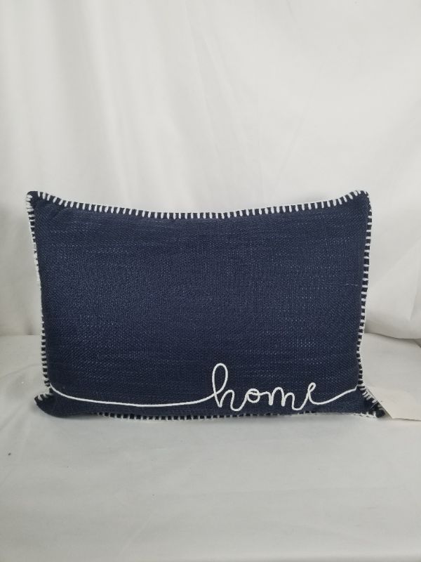 Photo 1 of THRO BLUE WHITE ELLE HOME ROPE WHIPSTICH PILLOW POLYESTER 14X20 WITH ZIPPER NEW