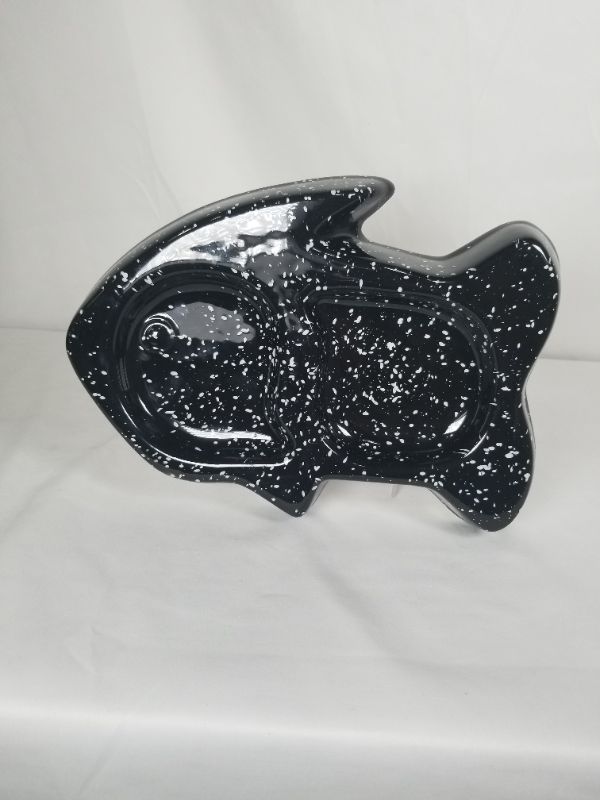 Photo 1 of 11 INH LONG FISH SHAPED CAT BOWL 2 SECTIONS BLACK AND WHITE NEW 